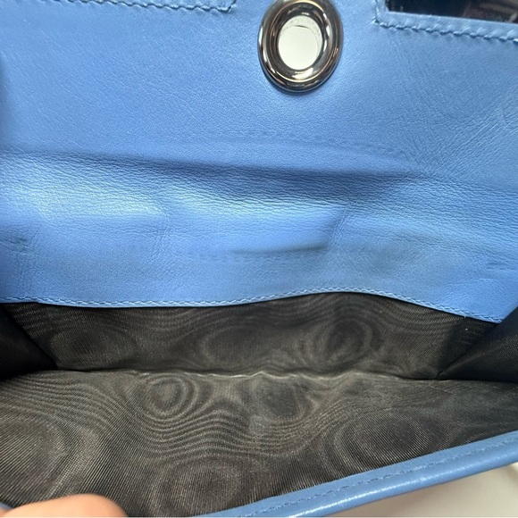 Gucci Blue Leather Wallet with Silver Hardware - Picture 5 of 12